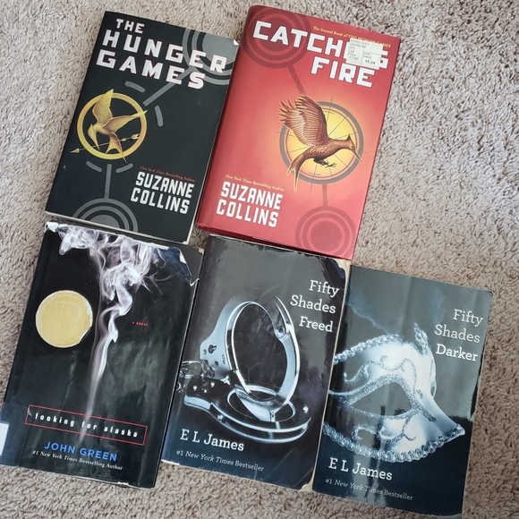 Books Hunger Games Fifty Shades Looking for Alaska - Picture 2 of 4